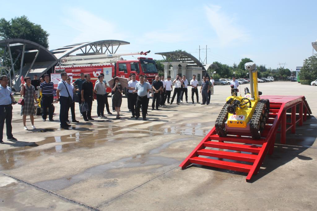 与死神竞速!慈利县中医医院开展猝死应急演练(图1)