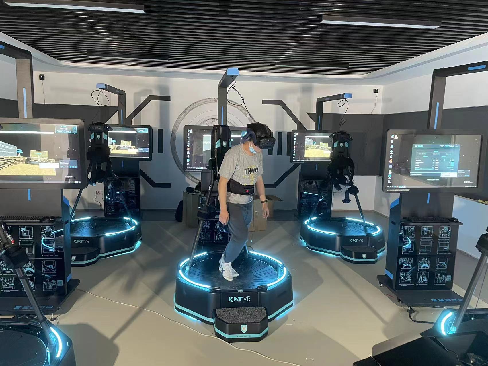 爆款破亿、资本追涨:仿线年内容变现的终极战场(图1)