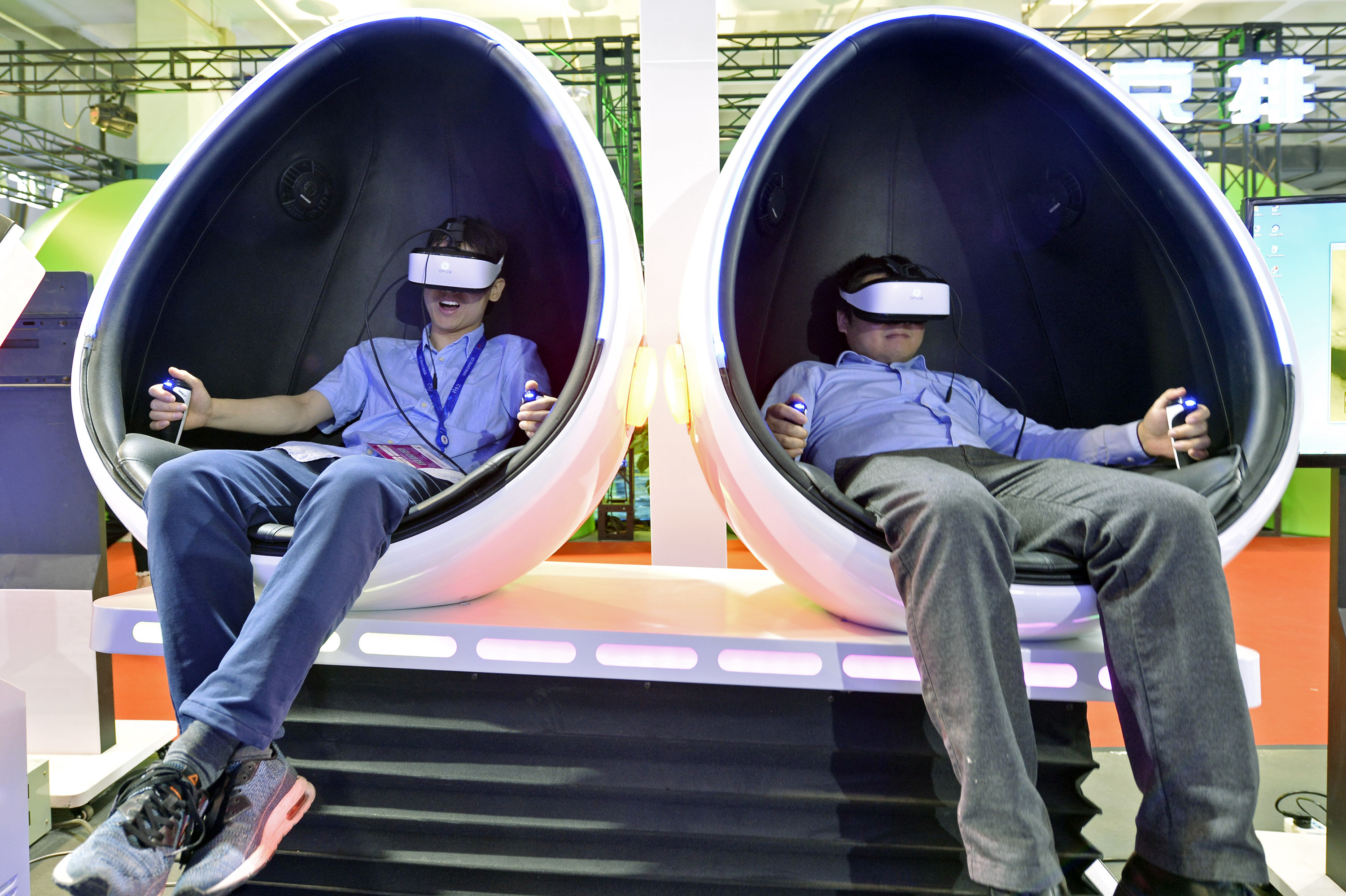 VR军事仿真：机场夺控——科技与战术深度融合的创新训练模式(图1)